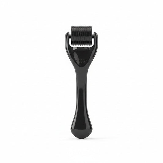 SCALPCARED Derma Roller 1.0mm, negro, herramienta para el cuero cabelludo con mango ergonómico y cabezal de rodillo.